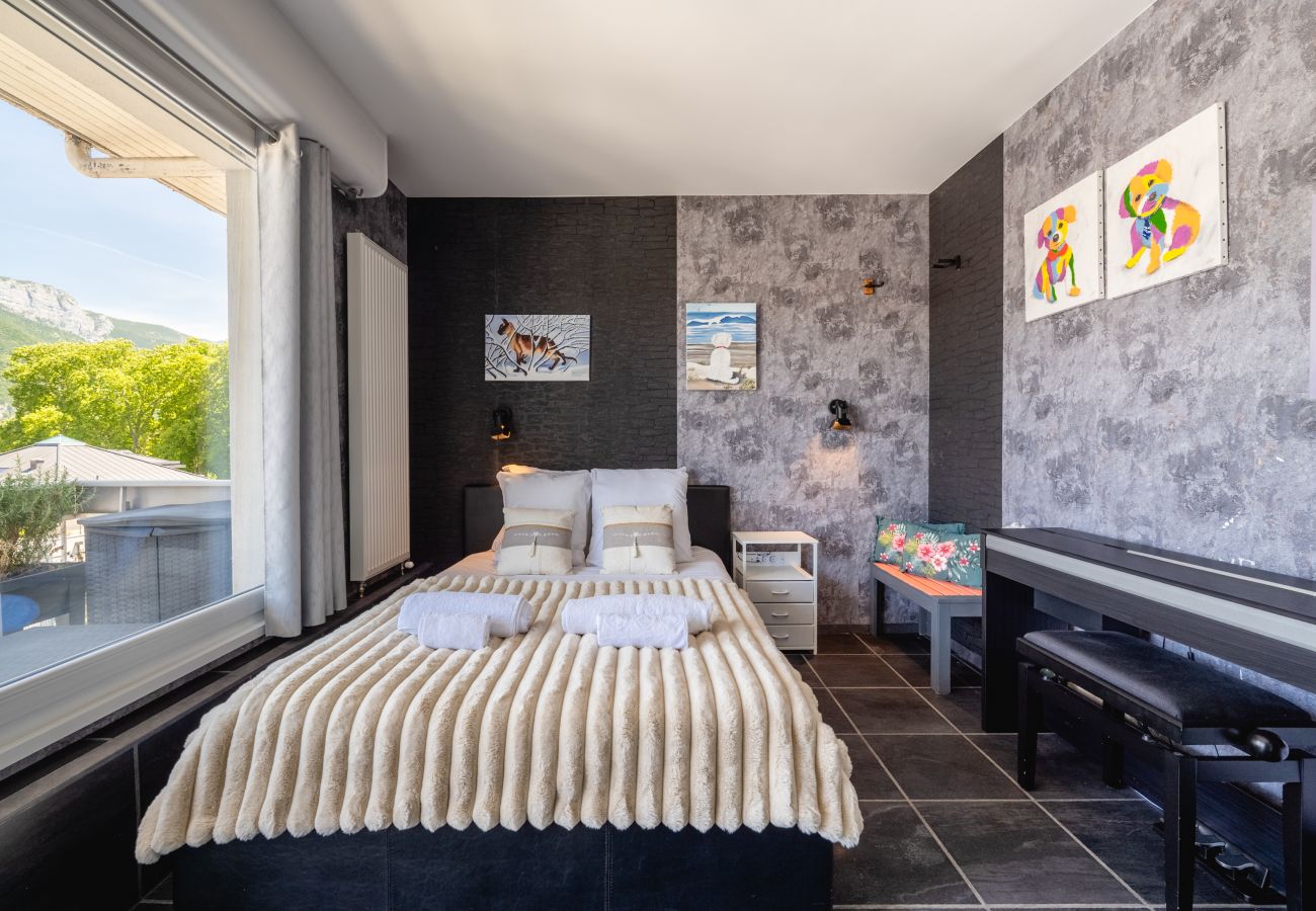 Apartment in Annecy - ANNECY - Le Jasmin, 4p