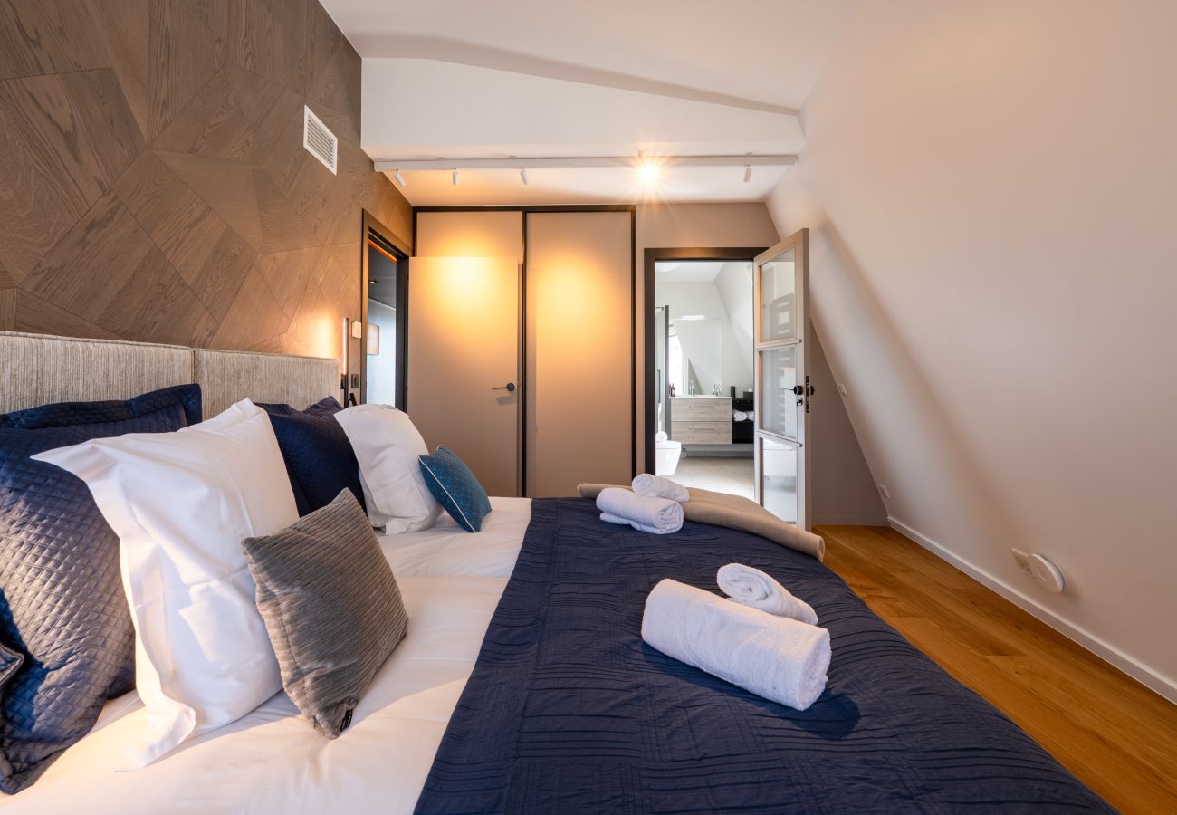 Apartment in Annecy - ANNECY - Le Penthouse du Lac