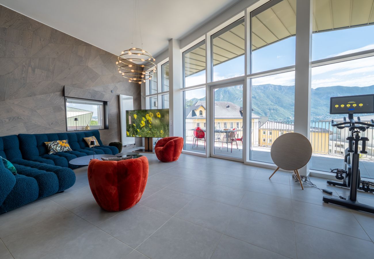 Apartment in Annecy - ANNECY - Le Penthouse du Lac