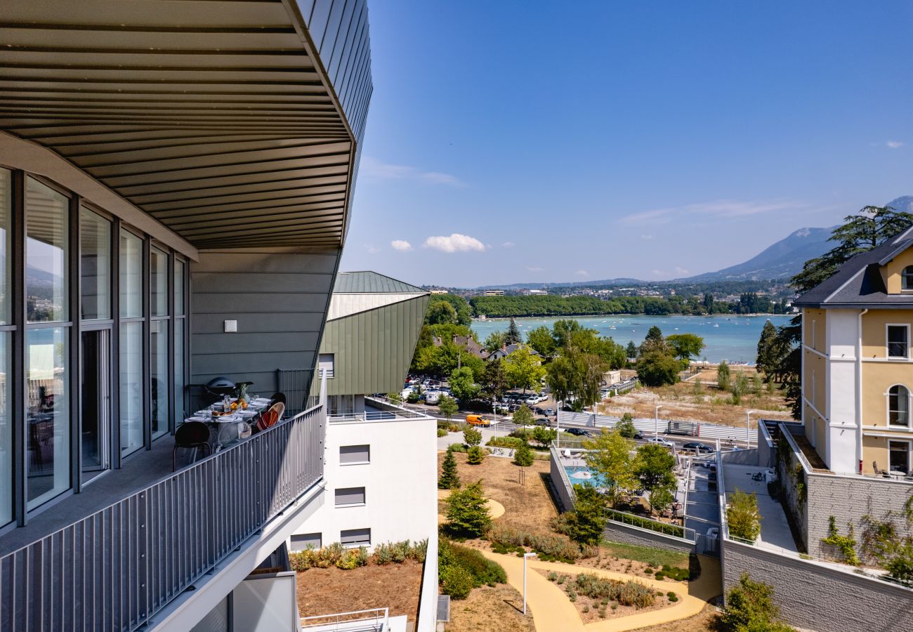 Apartment in Annecy - ANNECY - Le Penthouse du Lac