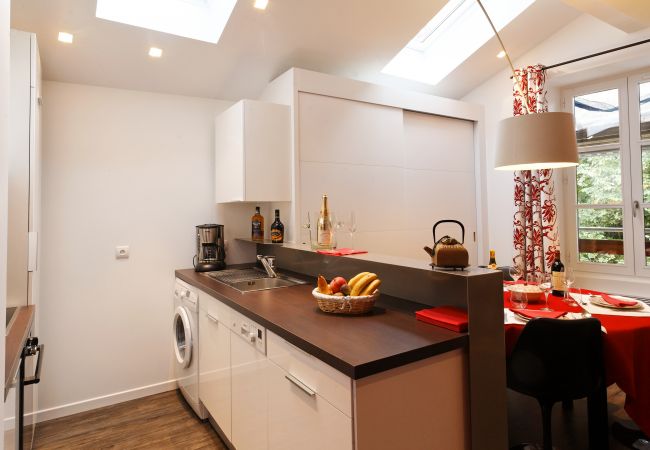 Studio à Menthon-Saint-Bernard - Studio La Savoyarde pour 2 personnes Studio à Menthon-Saint-Bernard - Studio La Savoyarde pour 2 personnes