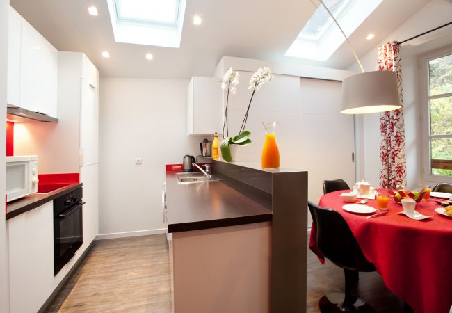 Studio à Menthon-Saint-Bernard - Studio La Savoyarde pour 2 personnes Studio à Menthon-Saint-Bernard - Studio La Savoyarde pour 2 personnes