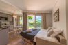 Appartement à Duingt - BAIE DES VOILES - #2 rez de jardin, 1ch. acces lac Appartement à Duingt - BAIE DES VOILES - #2 rez de jardin, 1ch. acces lac