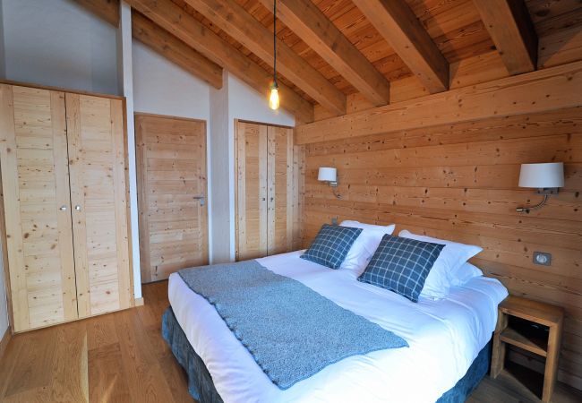 Appartement à La Clusaz - LCZ - Luxueux T6 au pied des pistes, 5* 10/12p