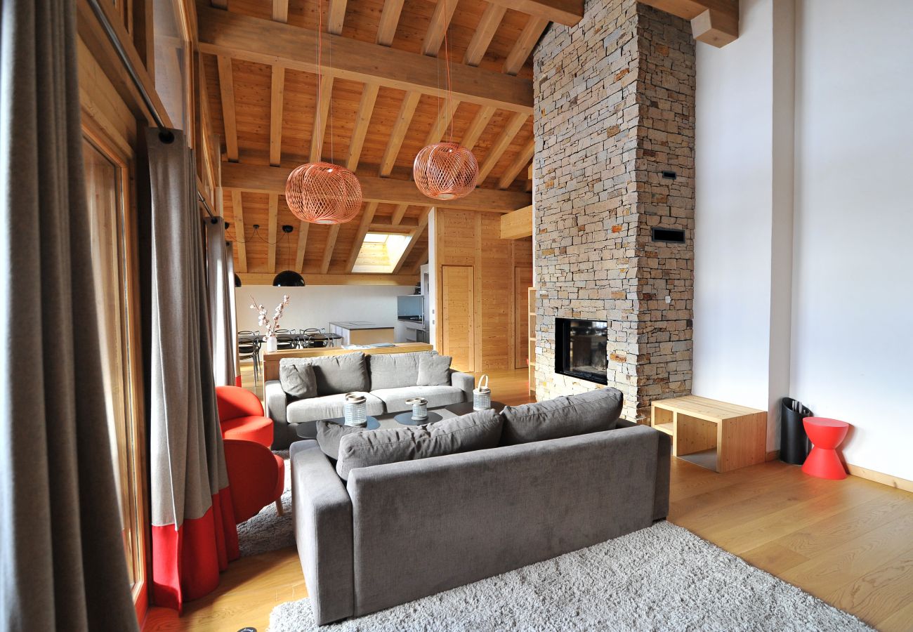 Appartement à La Clusaz - LCZ - Luxueux T6 au pied des pistes, 5* 10/12p