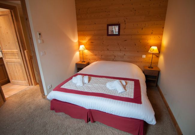 chambre, baie des voiles, location saisonnière, vacances, annecy, lac, montagne, luxe, appartement, hôtel, neige, soleil