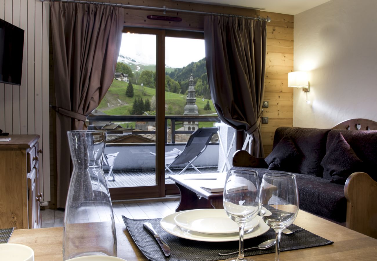 Appartement à La Clusaz - LCZ - Charmant T3 spa aux pieds des pistes, 4*