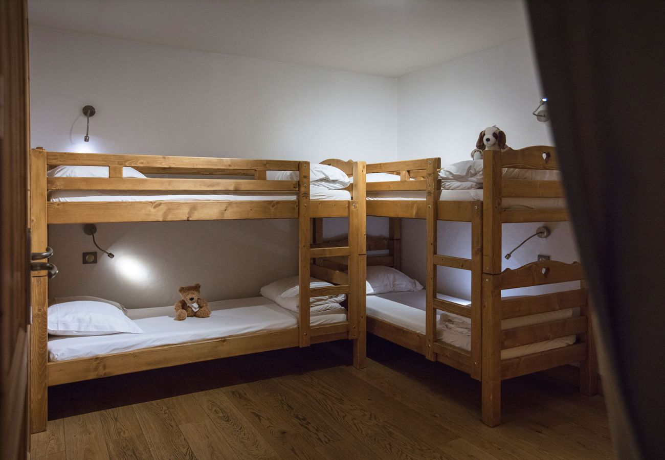 Appartement à La Clusaz - LCZ - Charmant T3 spa aux pieds des pistes, 4*