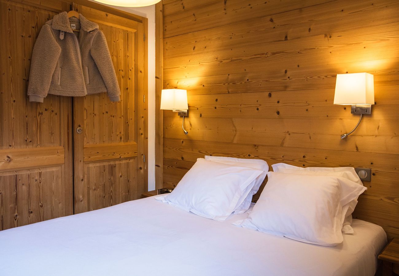 Appartement à La Clusaz - LCZ - Charmant T3 spa aux pieds des pistes, 4*