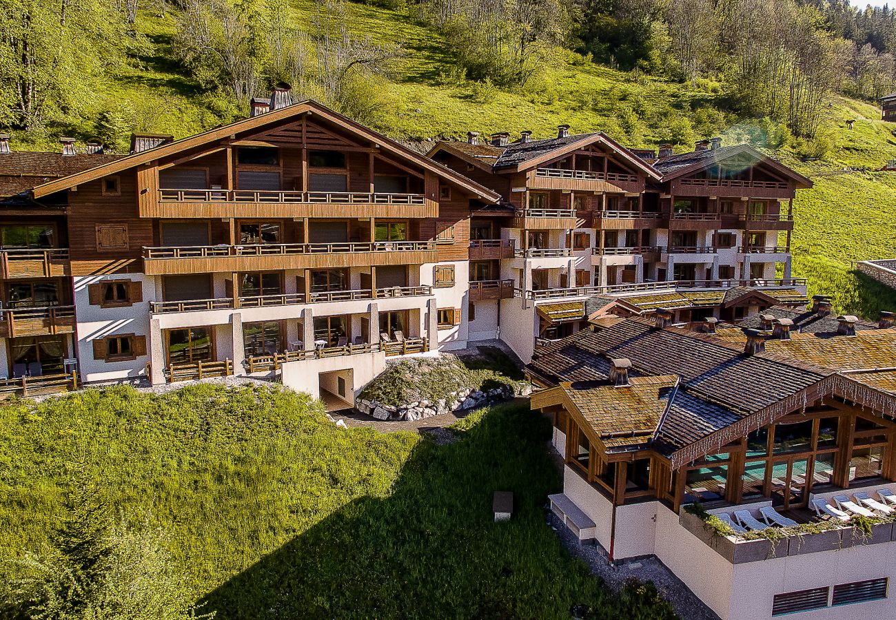 Appartement à La Clusaz - LCZ - Charmant T3 coeur village et piscine, 4*