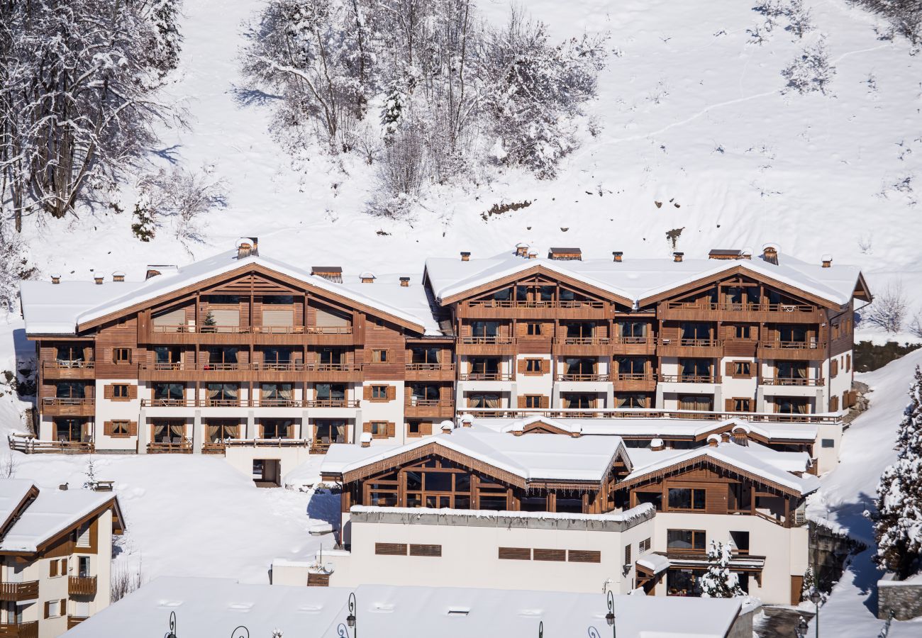 ski au pied, résidence, la Clusaz, vacances en famille, au coeur du village, haut de gamme, 4 étoiles, location, spa, piscine
