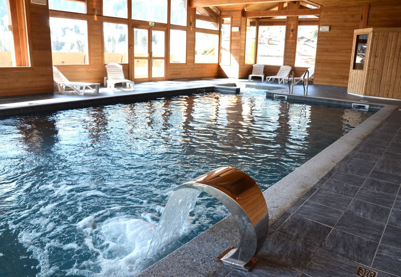 Appartement à La Clusaz - LCZ - Charmant T6 coeur village piscine spa, 4*