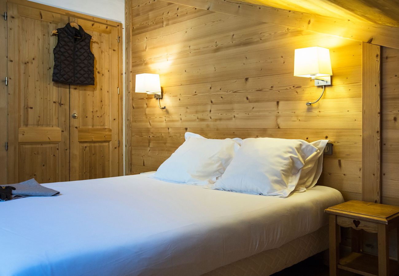 Appartement à La Clusaz - LCZ - Charmant T6 coeur village piscine spa, 4*