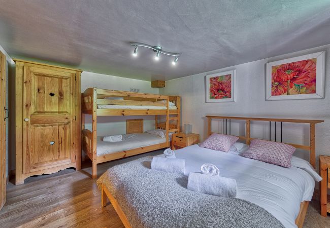 Chalet à Chamonix-Mont-Blanc - Chalet Heidi Chalet à Chamonix-Mont-Blanc - Chalet Heidi