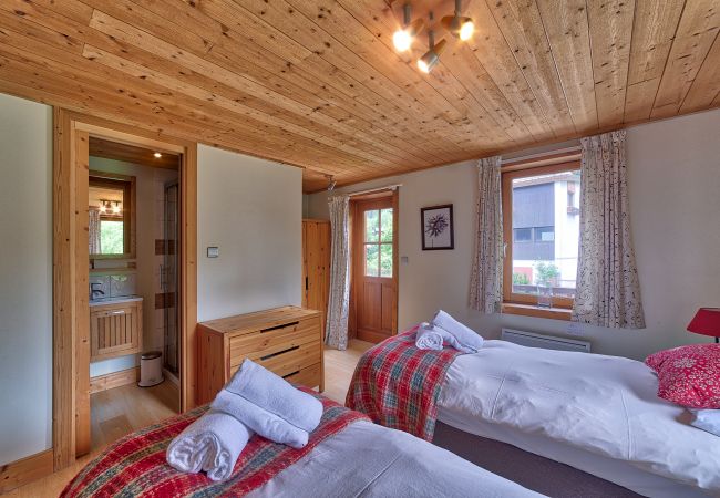 Chalet à Chamonix-Mont-Blanc - Chalet Heidi Chalet à Chamonix-Mont-Blanc - Chalet Heidi