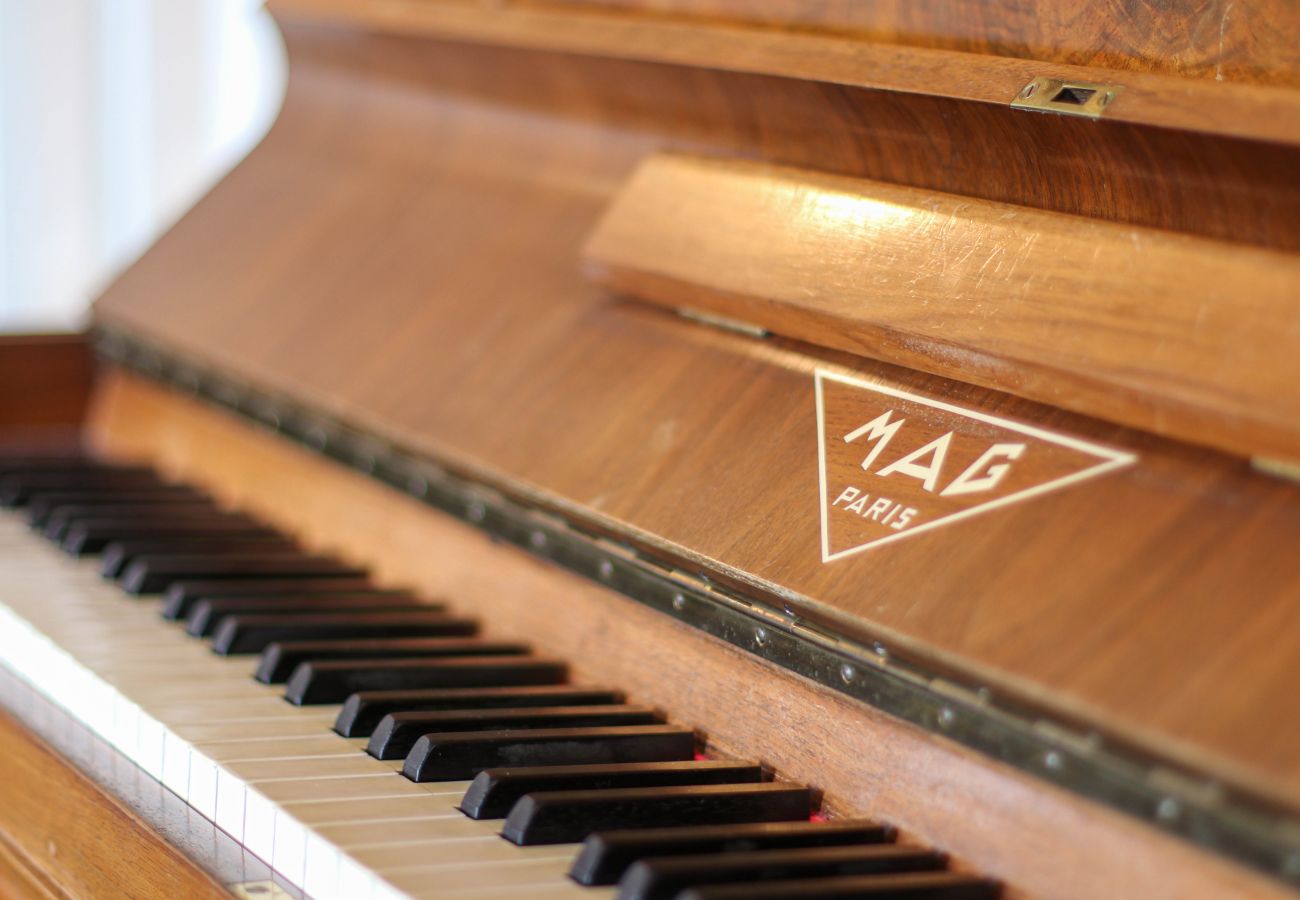 Maison de location avec piano à Annecy - idéal pour pianiste 