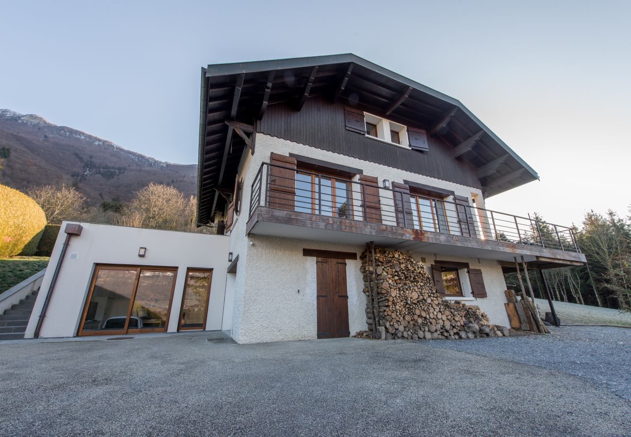 extérieur, terrasse, chalet, verthier, vacances en famille, amis, convivialité, cocon, cosy, location, à louer