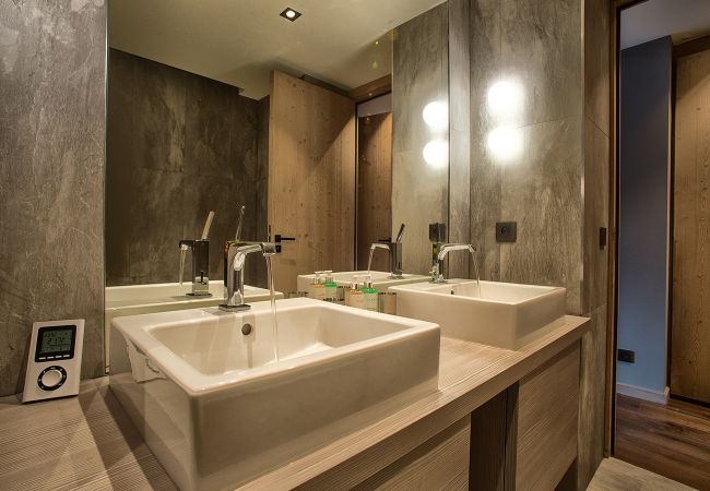 Chalet à Méribel - Winter Méribel  // Luxueux chalet 5* Chalet à Méribel - Winter Méribel  // Luxueux chalet 5*