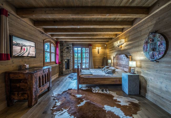 Chalet à Courchevel - Winter Courchevel -- Le Wood and Stone SKI IN OUT Chalet à Courchevel - Winter Courchevel -- Le Wood and Stone SKI IN OUT