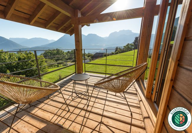 maison à louer avec vue, annecy, vacances, location saisonnière, conciergerie haut de gamme, vacances, hôtel, annecy, été