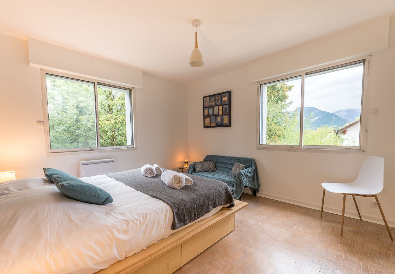 appartement, luxe, location saisonnière, annecy, vacances, neige, plage, hôtel, soleil, hiver, Saint-Jorioz, montagnes, lac 