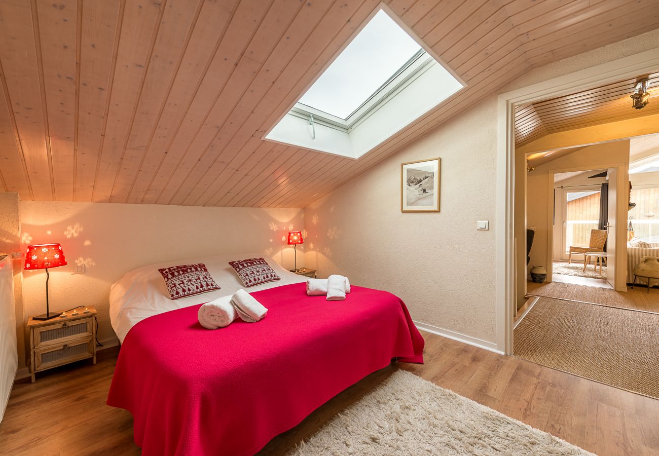 chambre double, location saisonnière, annecy, vacances, lac, montagne, luxe, maison, villa, hôtel, neige, soleil 