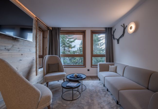 Appartement chaleureux - Salon moderne - ski