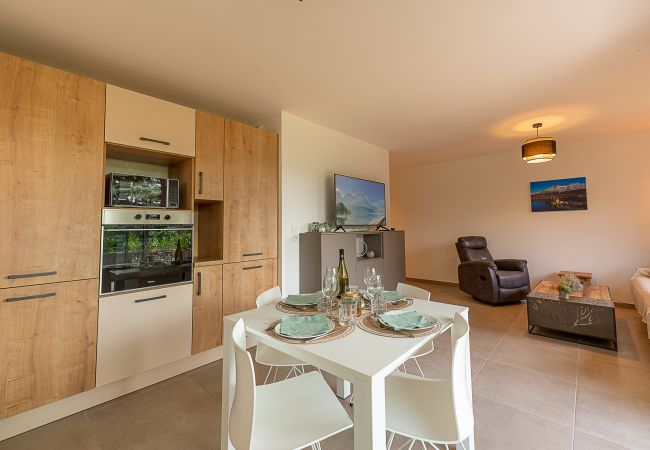 Appartement à Sévrier - SEVRIER - Aux portes d'Annecy-Accès facile au Lac Appartement à Sévrier - SEVRIER - Aux portes d'Annecy-Accès facile au Lac