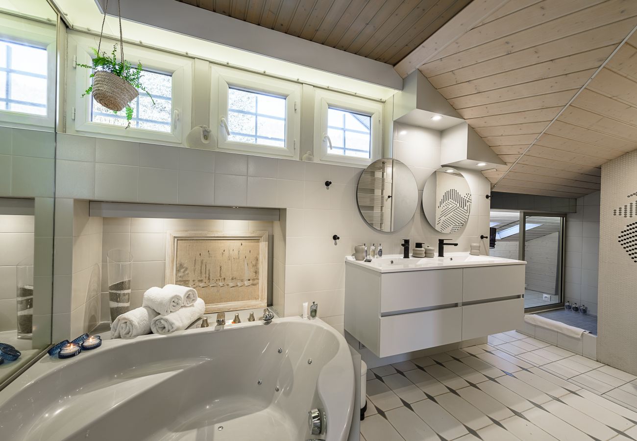 maison de vacances, Sevrier, confort, moderne, vue lac, plancha, moment convivial, super host, logement durable, airbnb