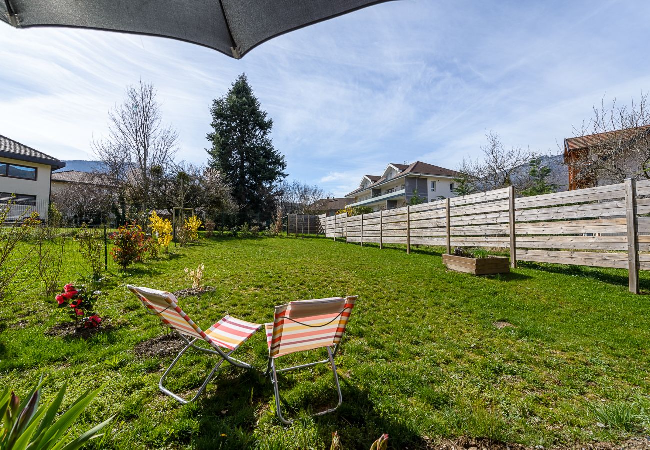 appartement 4 personnes, éco-responsable, location saisonnière, conciergerie haut de gamme, vacances, hôtel, annecy, été