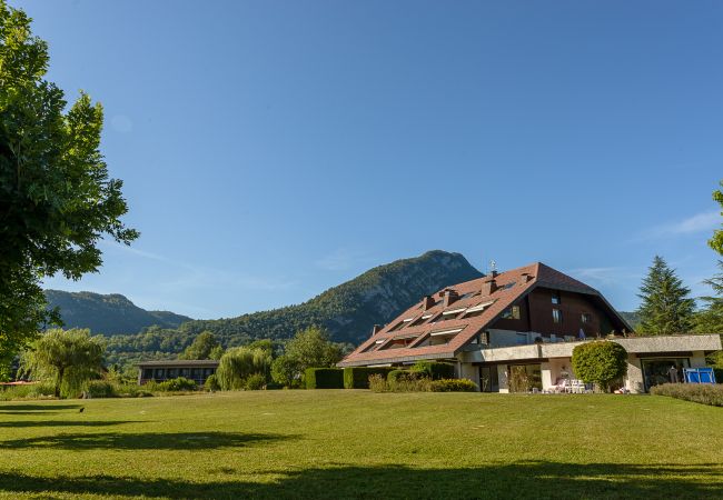 Les Jardins du Lac, residence, location saisonnière Premium, Duingt, vacances, airbnb luxe, hotel, été, plage privée  