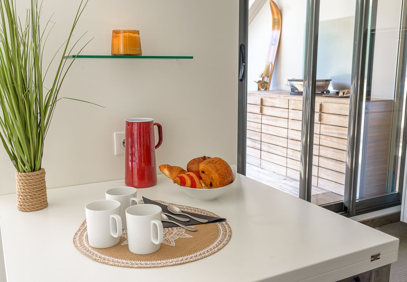 appartement à louer, vue lac annecy, location saisonnière Premium, Duingt, vacances, airbnb luxe, hotel, été, booking 