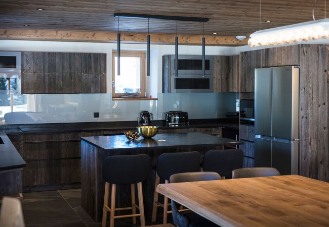 Chalet à La Clusaz - LCZ - Le Chalet Prestige, sauna et hammam 16p Chalet à La Clusaz - LCZ - Le Chalet Prestige, sauna et hammam 16p