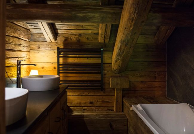 Chalet à La Clusaz - LCZ-L'Authentique Chalet familial 5* des Confins Chalet à La Clusaz - LCZ-L'Authentique Chalet familial 5* des Confins