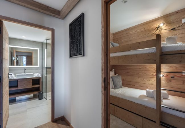 Appartement à Courchevel - Winter Courchevel -- L'Intresso, SKI IN OUT, 6pax Appartement à Courchevel - Winter Courchevel -- L'Intresso, SKI IN OUT, 6pax