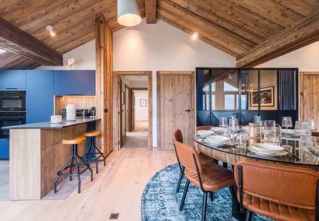 Méribel location appartement proche des pistes et du centre, conciergerie prestige montagne, airbnb agence luxe, 8 personnes 