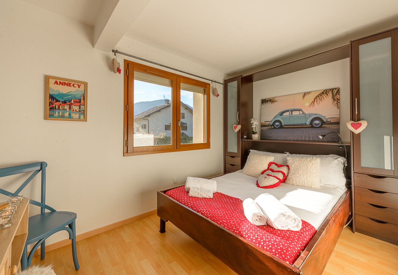 Airbnb, booking, prestige, agence de location, LLA Selections, maison de famille Premium, Annecy, location Lac Annecy