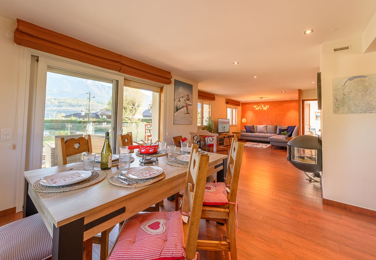 Maison d’hôtes, authentique, maison de famille, à louer, hiver, neige, pieds dans l’eau, port de plaisance, plage 