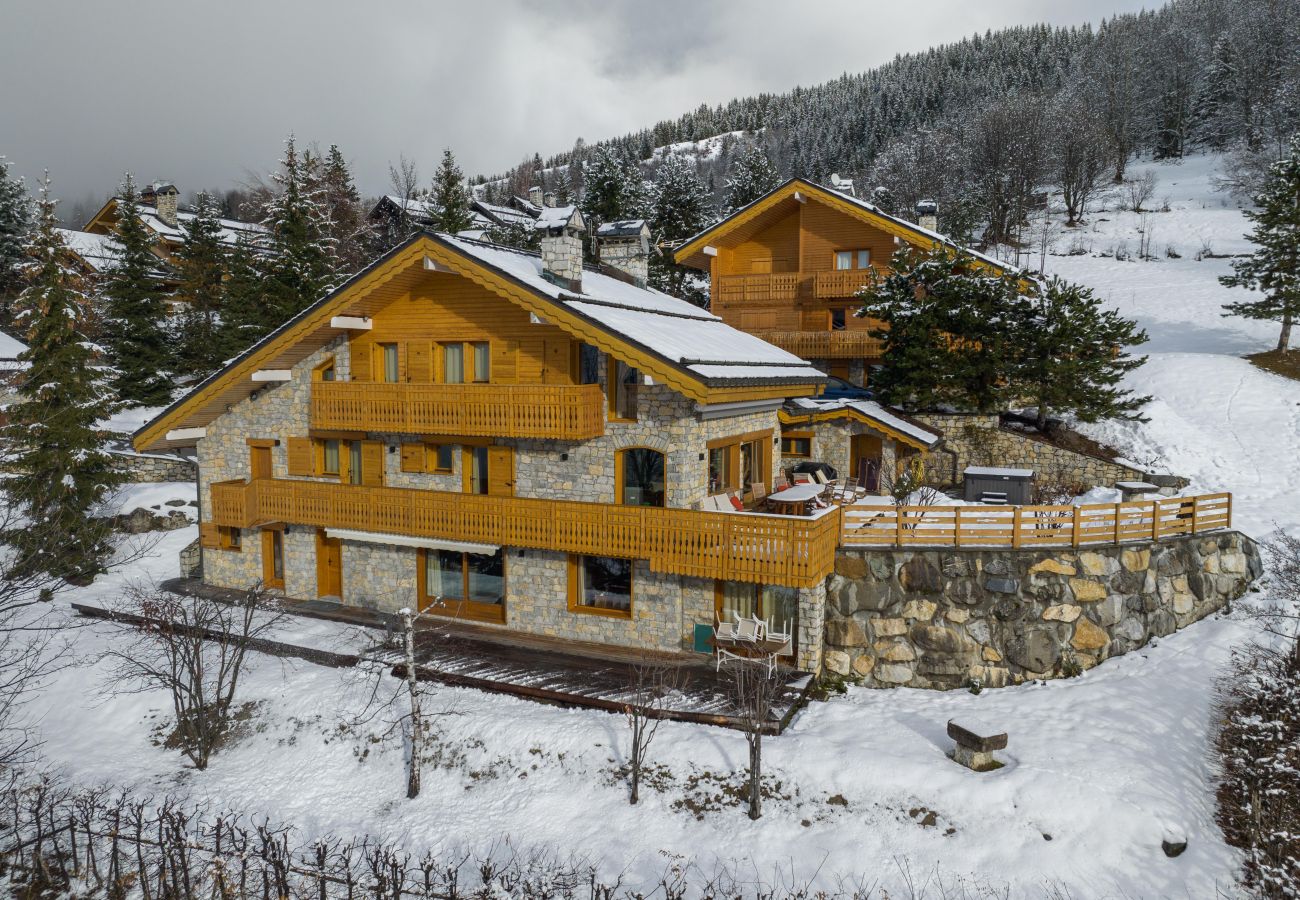 Chalet Méribelle, location en montagne, vacances au ski avec jacuzzi et vue panoramique, chalet de luxe, équipements modernes 