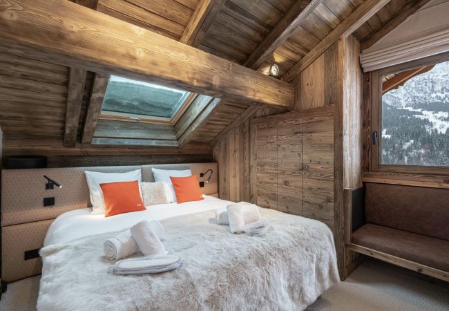 Grand chalet en location Méribel, airbnb montagne 15 personnes, vacances au ski proche des pistes, luxe alpes françaises