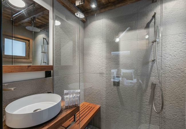 Chalet à Méribel - Winter Méribel -- Chalet Mussillon, hammam et vue Chalet à Méribel - Winter Méribel -- Chalet Mussillon, hammam et vue