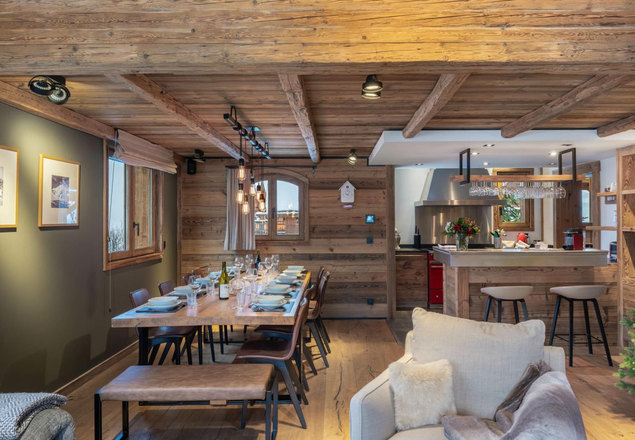 Grand chalet en location Méribel, airbnb montagne 15 personnes, vacances au ski proche des pistes, luxe alpes françaises