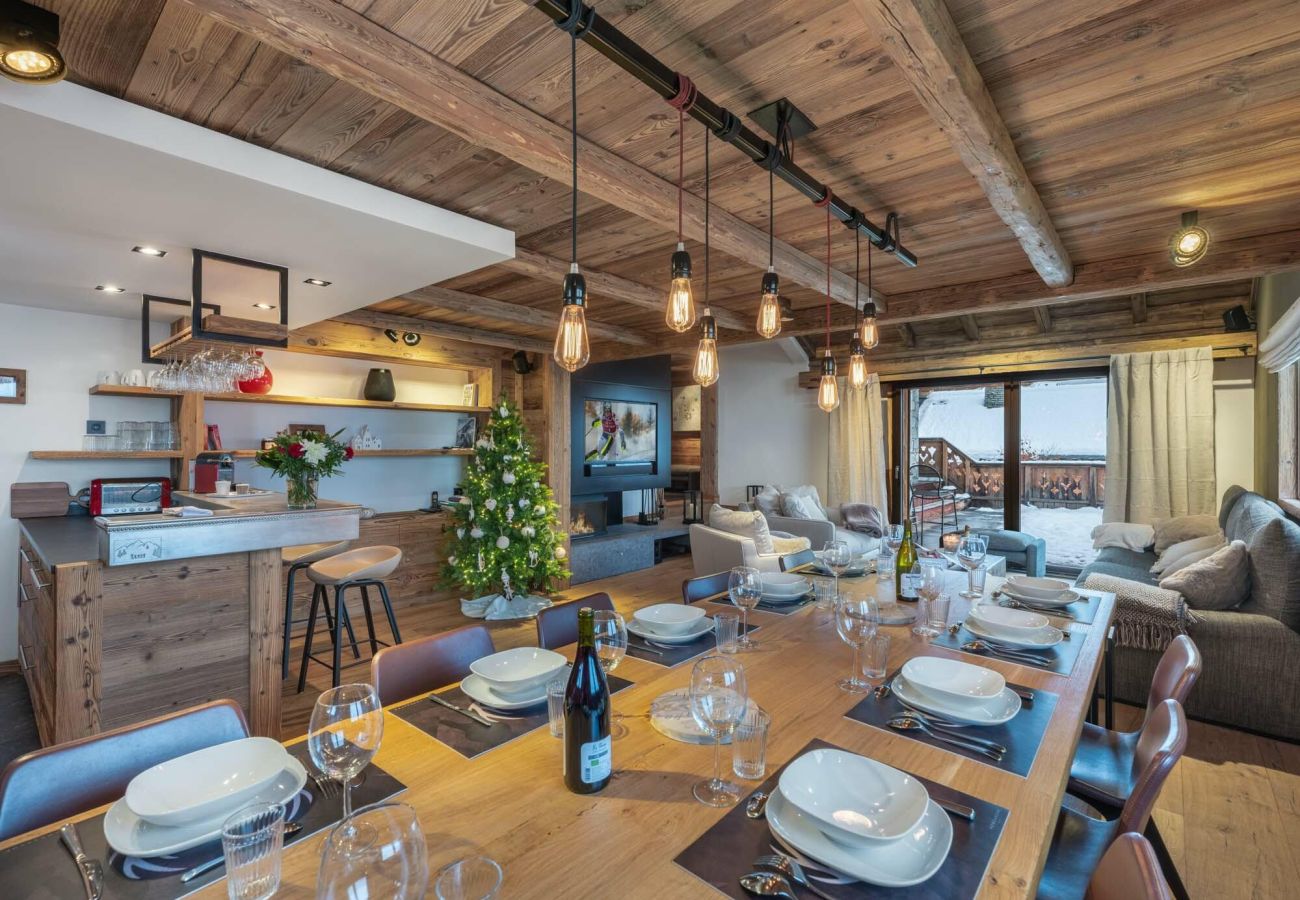 Grand chalet en location Méribel, airbnb montagne 15 personnes, vacances au ski proche des pistes, luxe alpes françaises