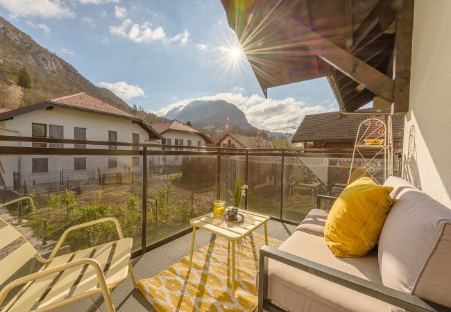 Logement durable haut de gamme sur les rives du LAC D'ANNECY - Haute-Savoie, France 