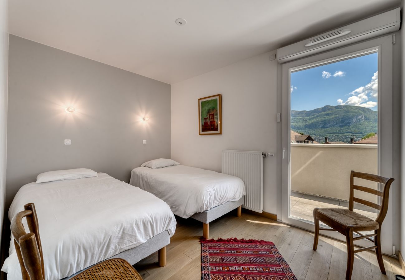 Appartement à Sévrier - Sevrier , Attique 79m2, terrasse, 4pers