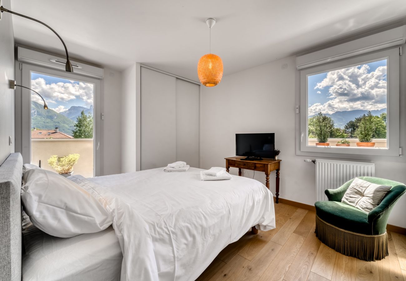 Appartement à Sévrier - Sevrier , Attique 79m2, terrasse, 4pers