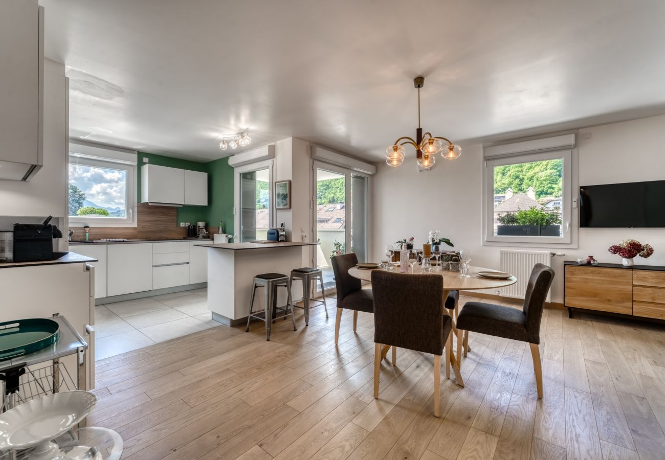 Appartement à Sévrier - Sevrier , Attique 79m2, terrasse, 4pers