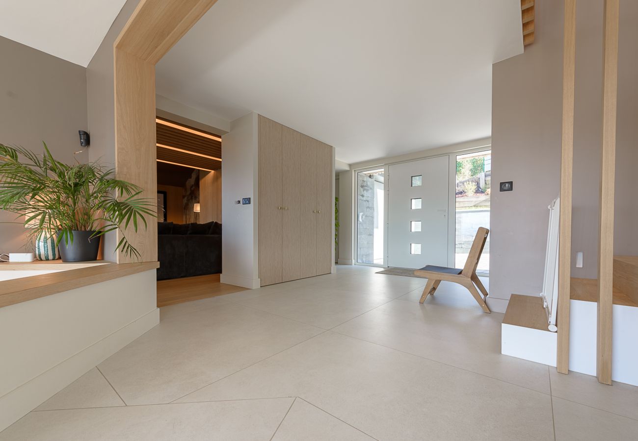 Villa à Annecy-le-Vieux - ANNECY-Villa Paradise*****  Vue, Piscine, Jacuzzi