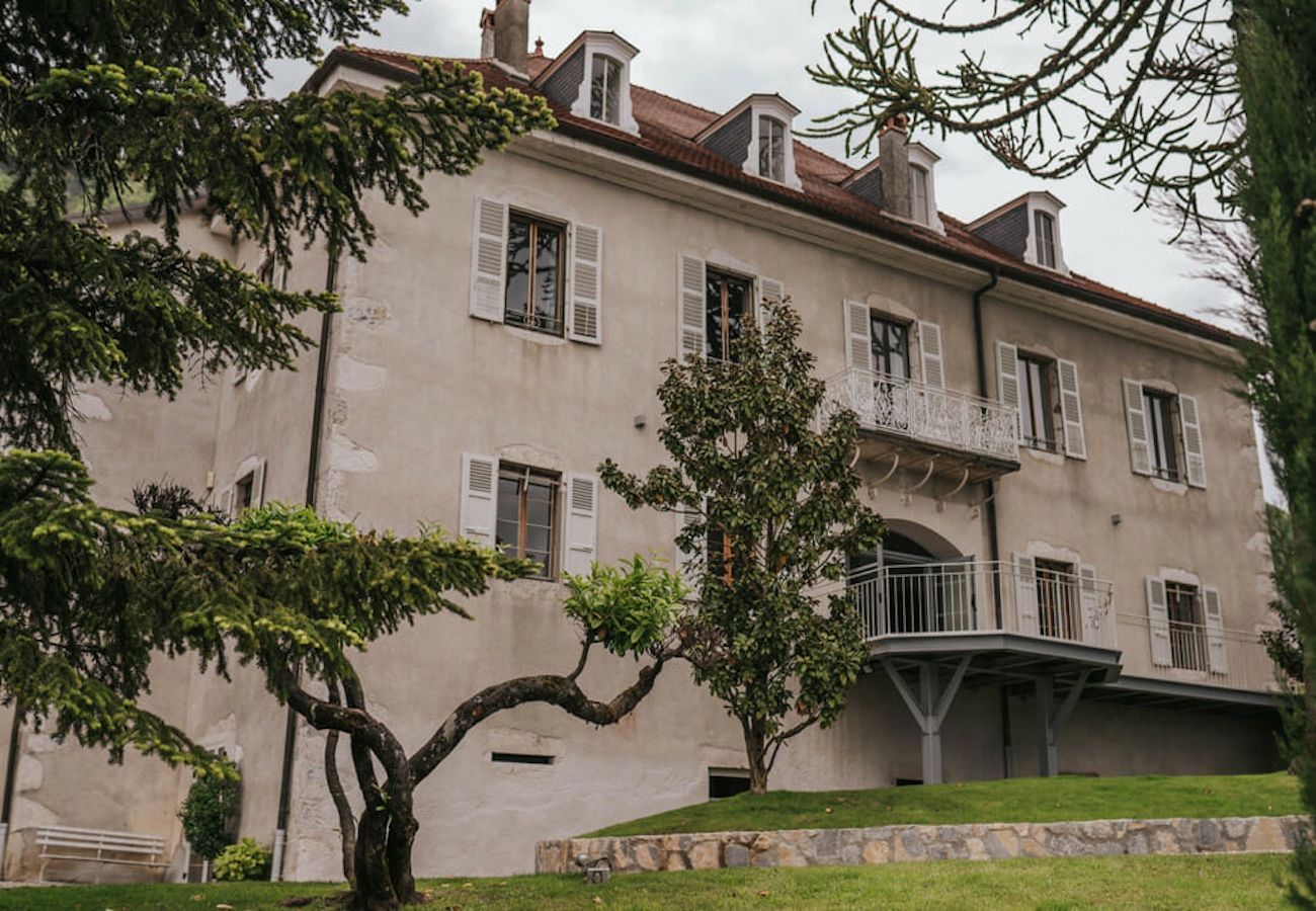 Domaine à Veyrier-du-Lac - Le Vignoble du Lac, Domaine avec vue. 17p.