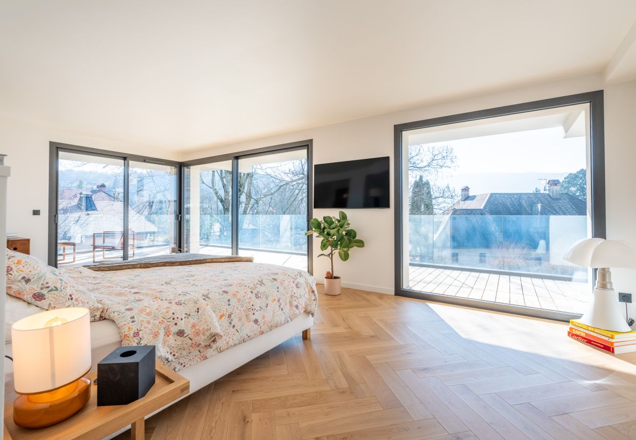 Détendez vous dans les chambres spacieuses de la villa W